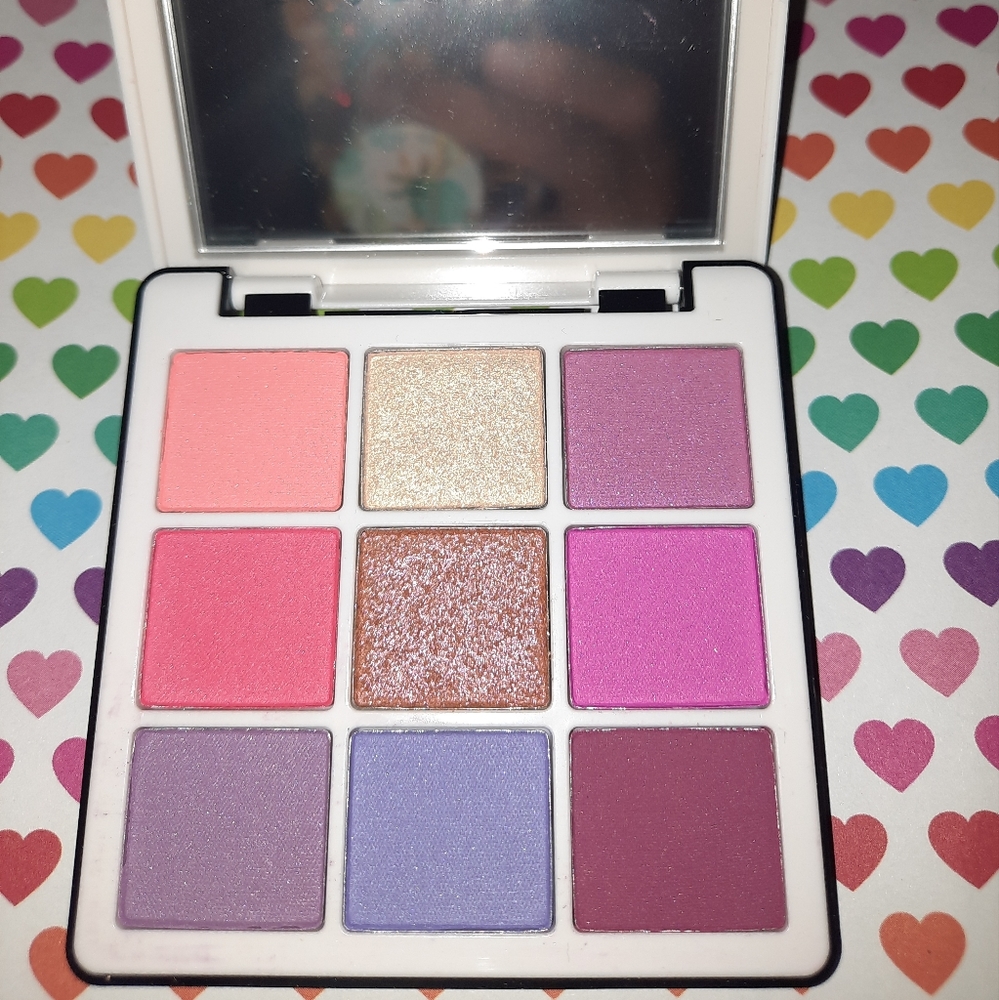 ABH Norvina mini pro palette Vol 1 New in box. Bundle & save!!